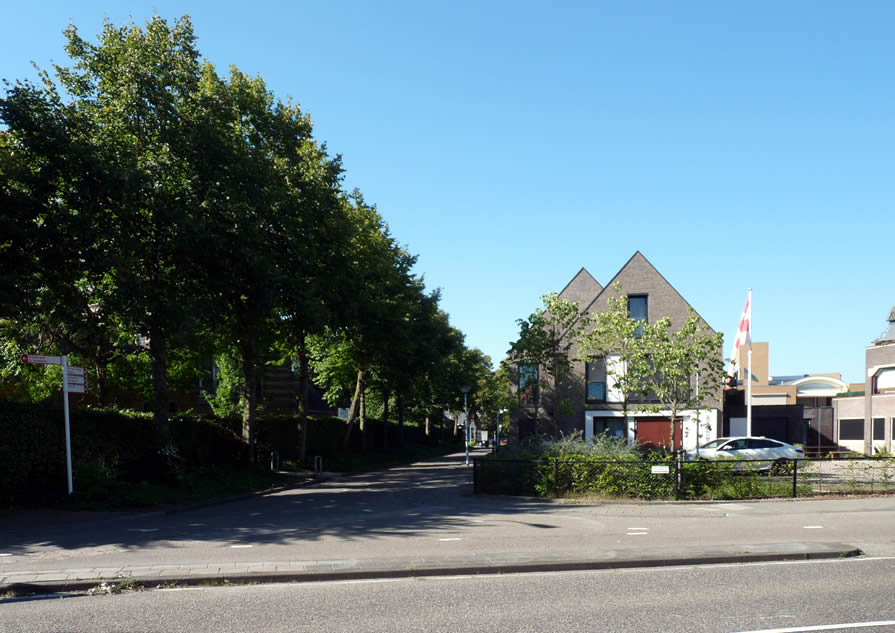 Straatbeeld Parochiecentrum Lambertuskerk