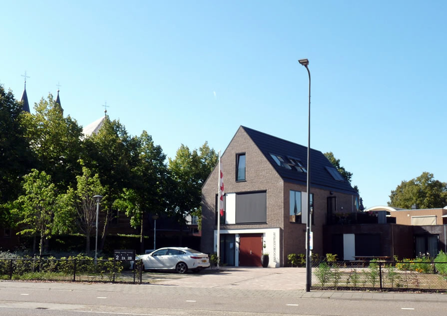 Parochiecentrum naast Lambertuskerk Rosmalen